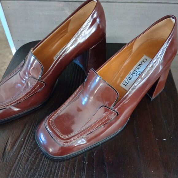 Like New Condition! Claudia Ciuti Patent Leather Brown Vintage  Shoes Size 6 - Picture 1 of 5